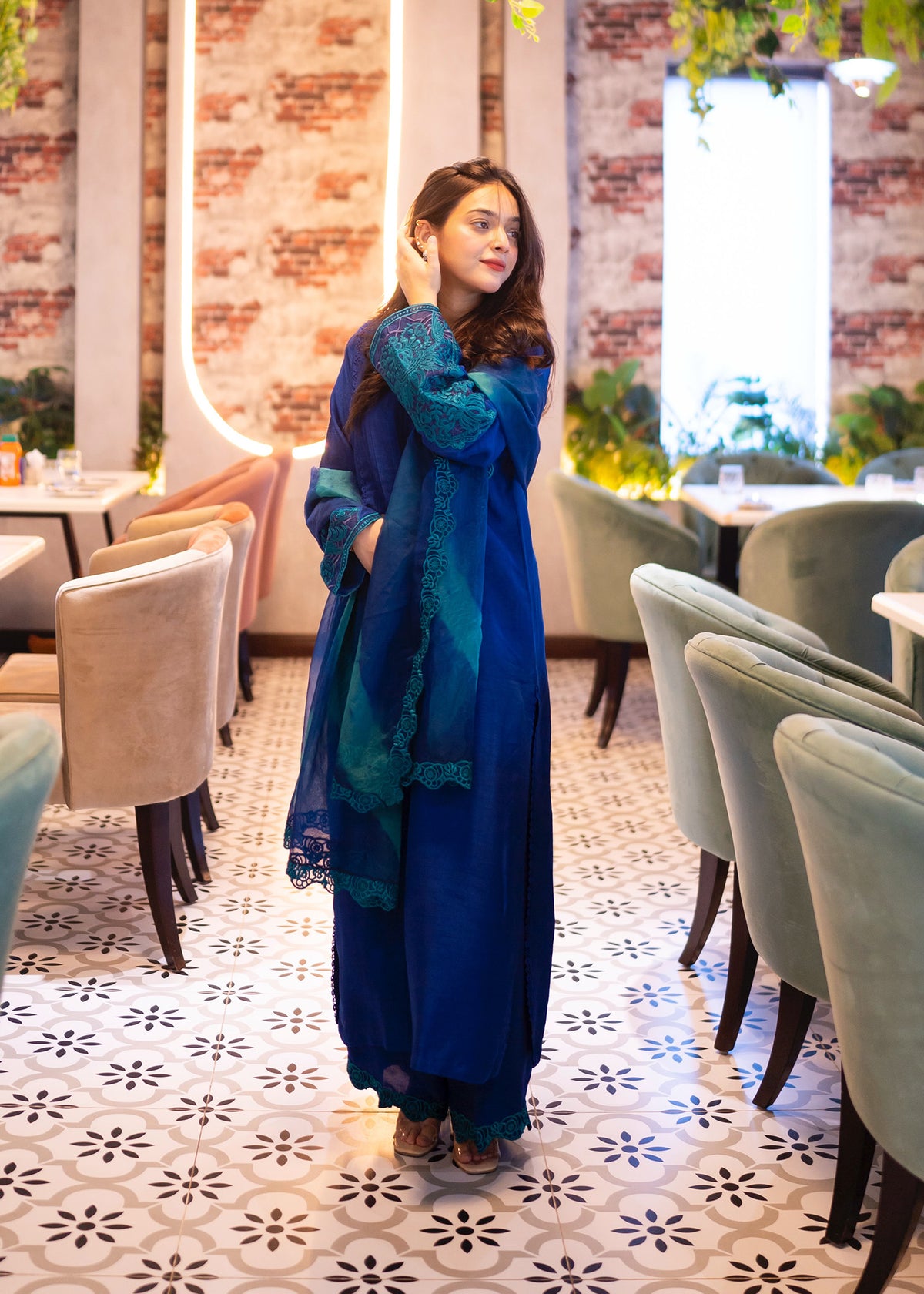Api Fozia Rwhman Sapphire Elegance - Numrah Rehman Khan – FOZIA KHALID