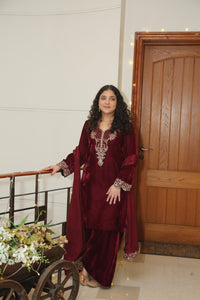 Crimson Grace - Noor