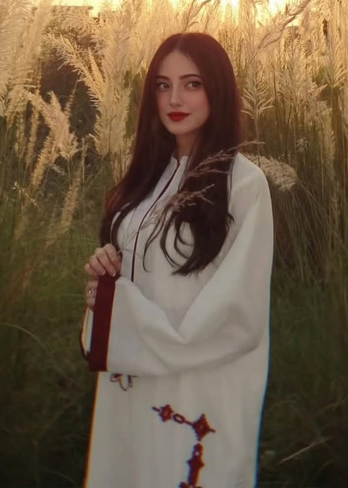 Isra - Mahnoor Khan